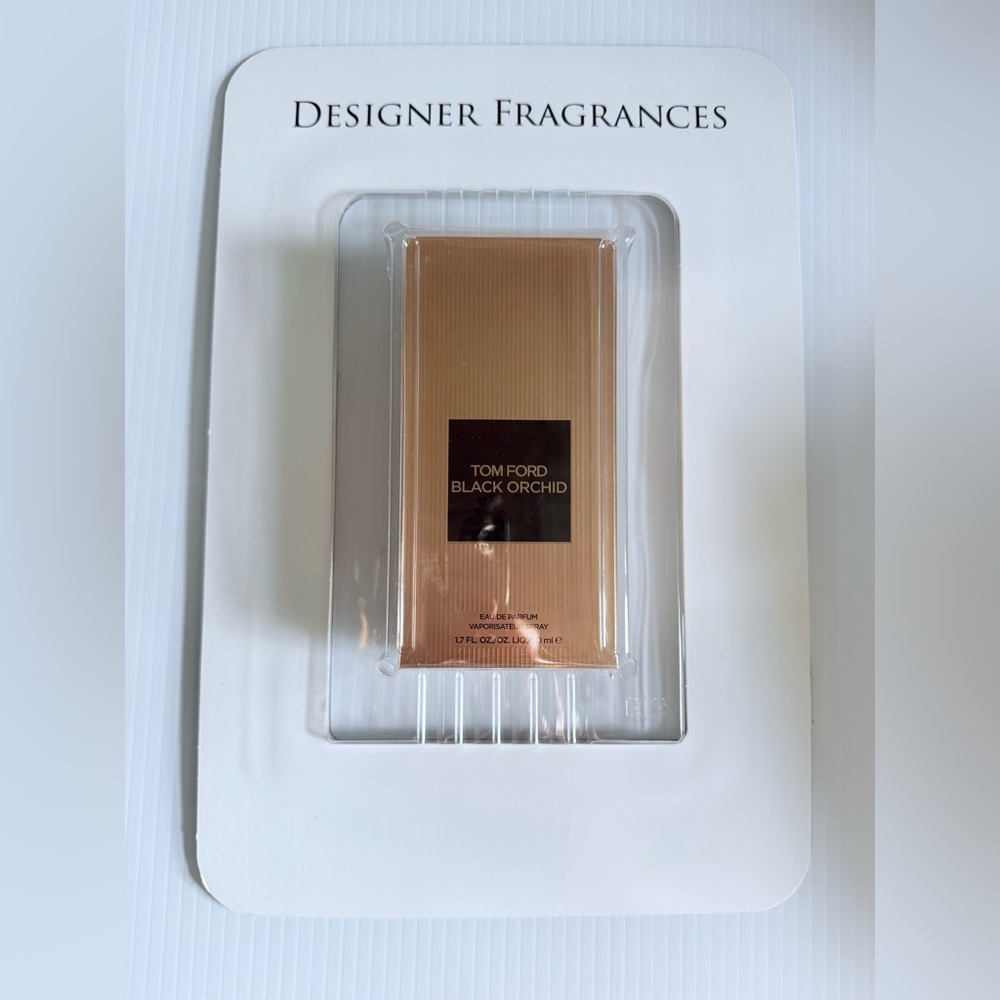 Tom Ford Black Orchid Eau de Parfum Black Designer Fragrance 50ml New 1.7fl.oz - Picture 3 of 7